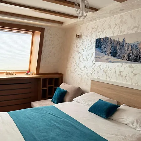 Blue Winter Heaven Apartment